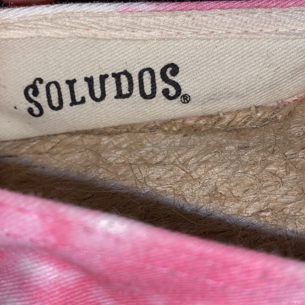 Soludos size 9 pink tie dye slip on espadrilles